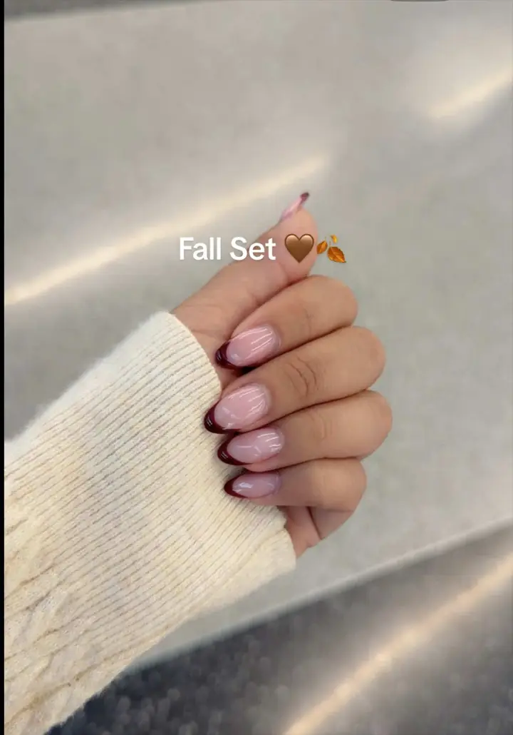 Nail fans are obsessing over their spooky October sets 💅
