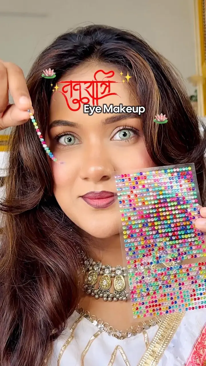 India is getting ready for Navratri, a new makeup look every night 💄